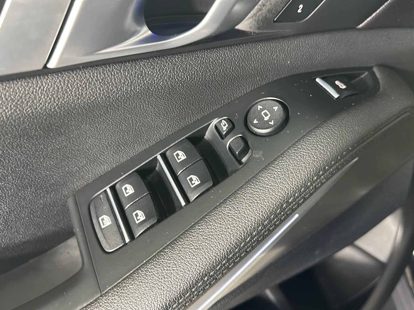Used 2021 Jet Black BMW xDrive40i image 10
