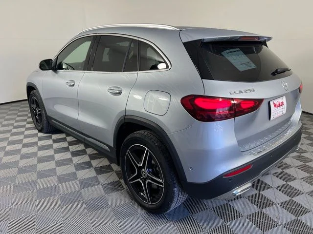 New 2026 Cirrus Silver Metallic Mercedes-Benz GLA 250 image 5