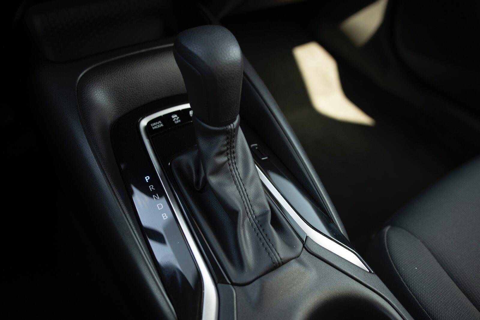 2024 Toyota Corolla LE - Photo 10