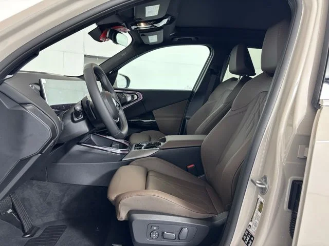 New 2026 Dune Grey Metallic BMW 30 xDrive image 10