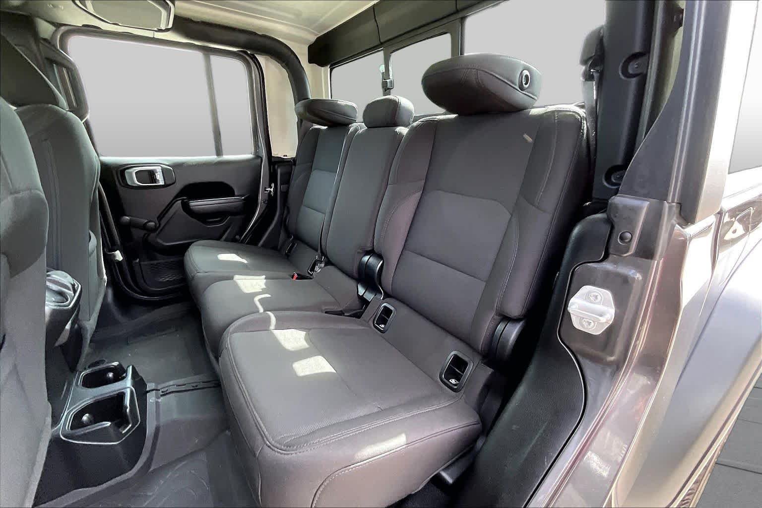 Used 2023 Granite Crystal Metallic Clearcoat Jeep Sport image 19