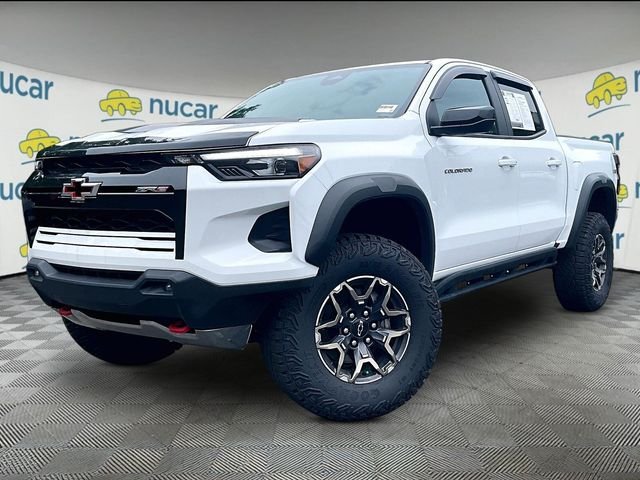 Used 2024 White Chevrolet ZR2 image 3