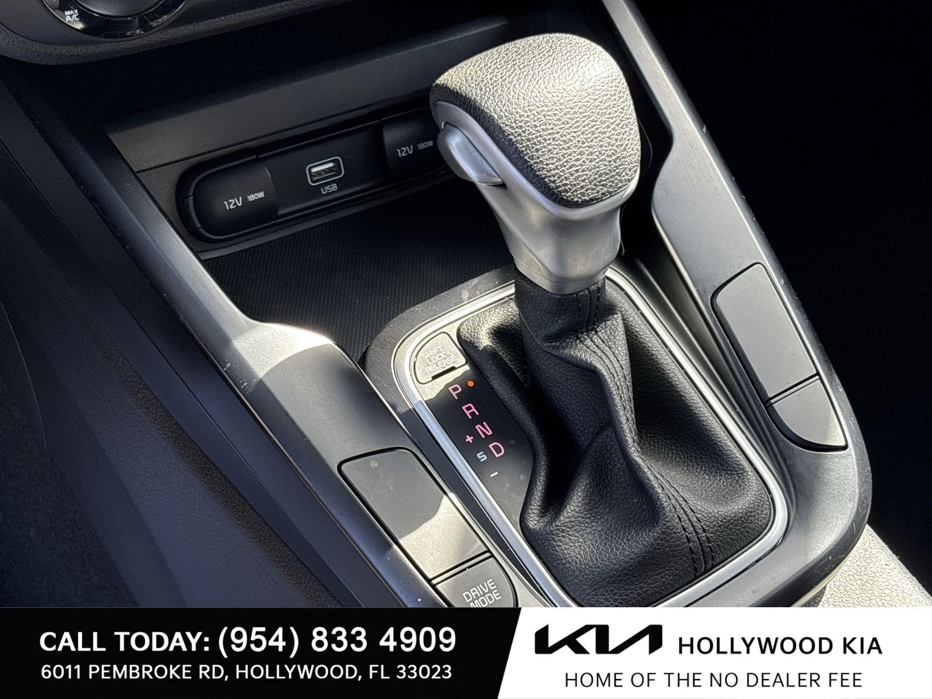 Used 2022 Mars Orange Kia LX image 19