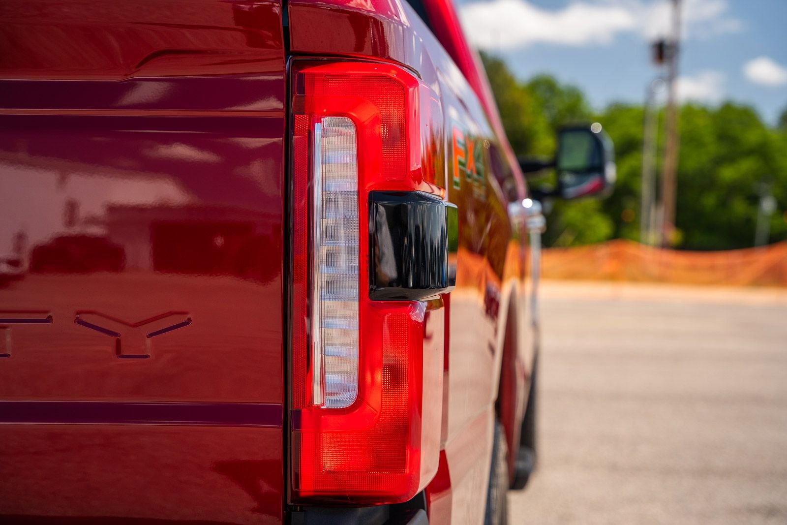New 2026 Ruby Red Metallic Tinted Clearcoat Ford F-250® Lariat® image 17