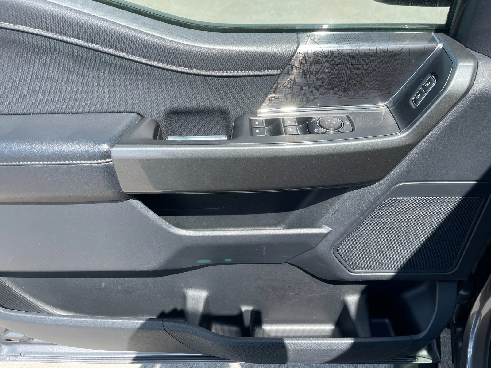 Used 2022 Gray Ford XLT image 12