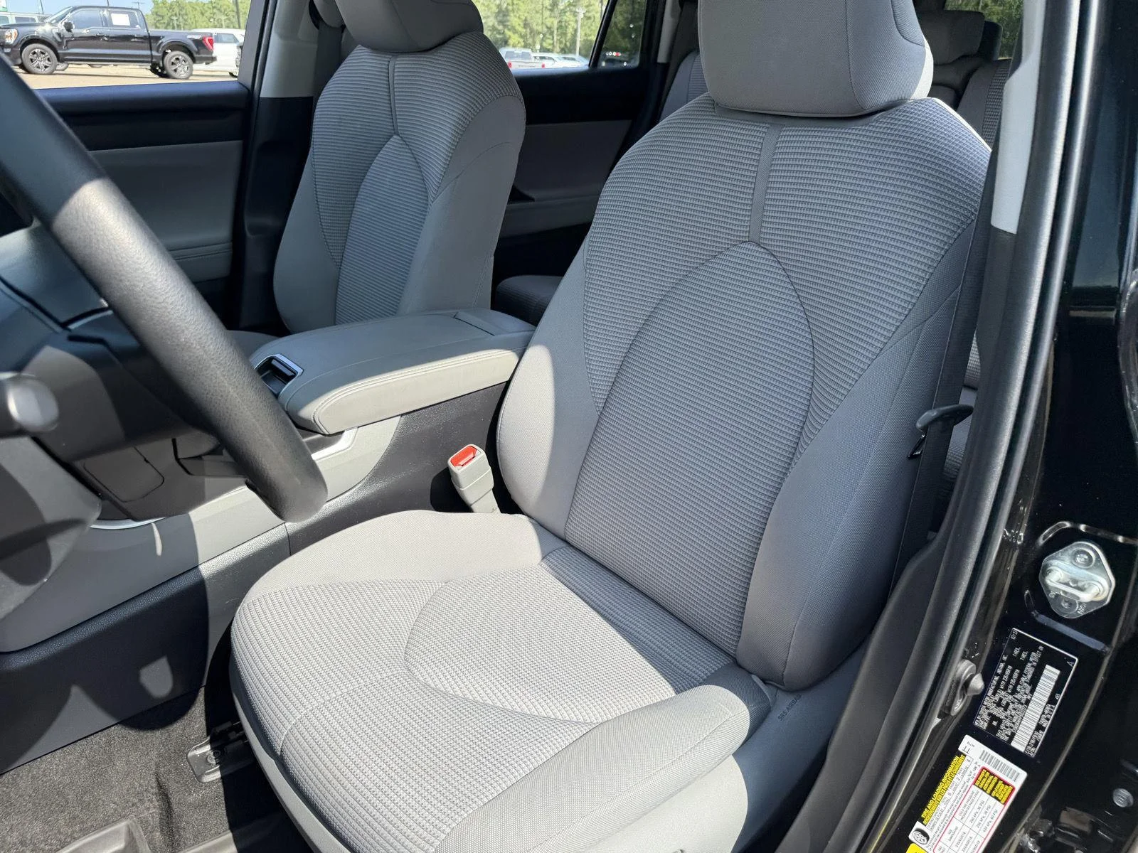 Used 2023 Midnight Black Metallic Toyota L image 14