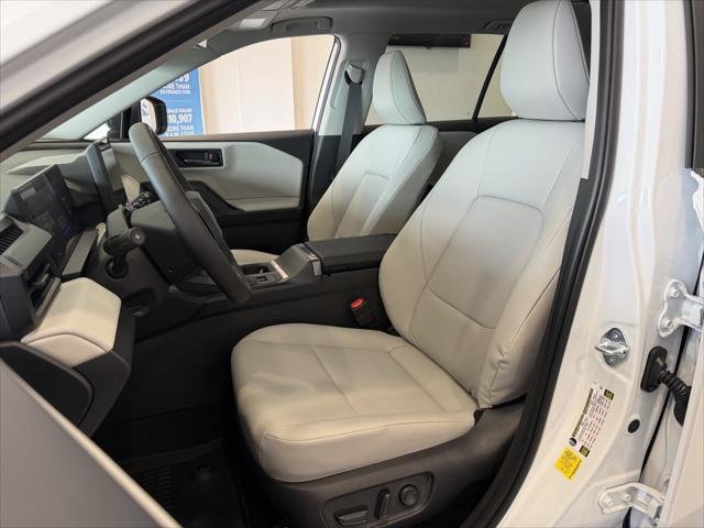 Certified Used 2026 WIND CHILL PEARL* Toyota  image 24