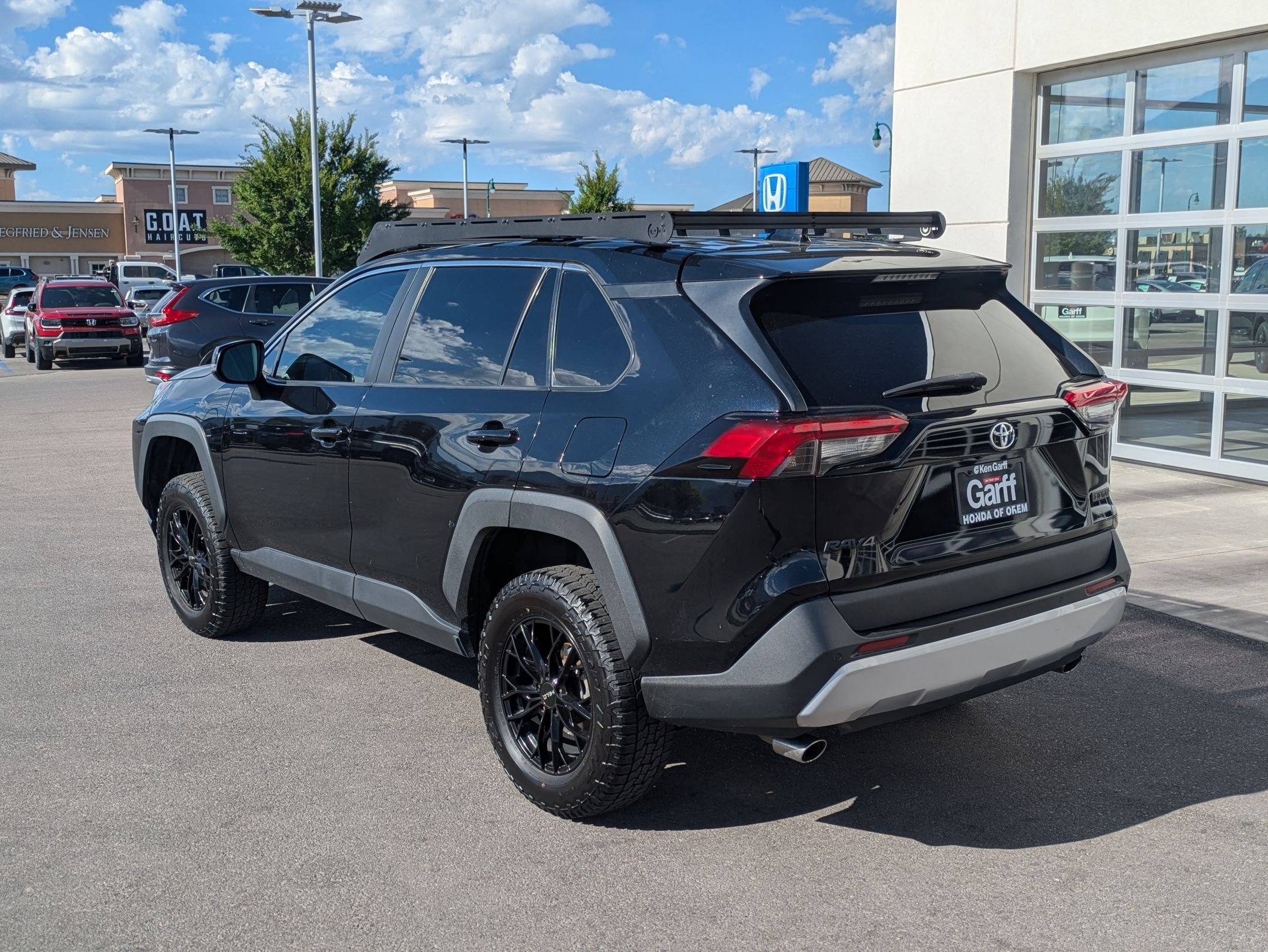Used 2019 Midnight Black Metallic Toyota Adventure image 5
