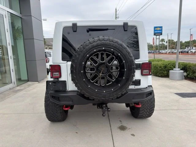 Used 2017 Bright White Clearcoat Jeep Rubicon Recon image 13