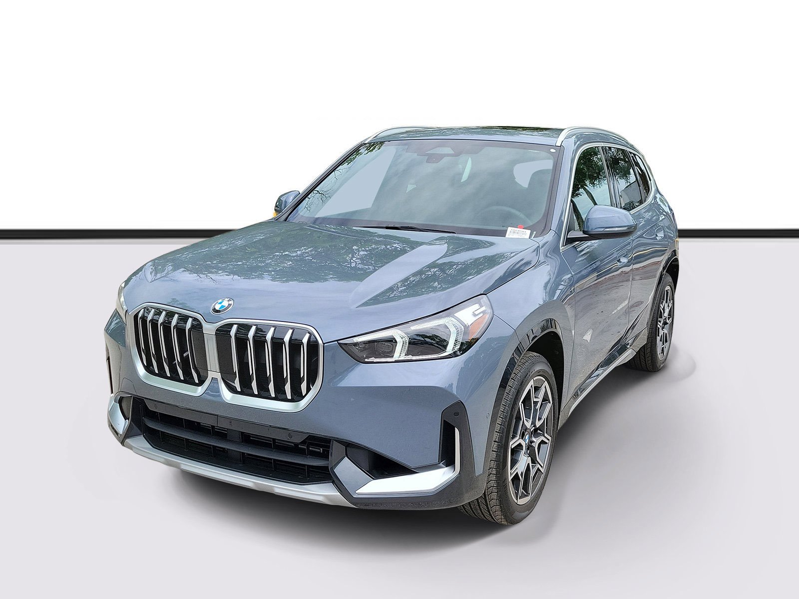 New 2026 Storm Bay Metallic BMW xDrive28i image 2