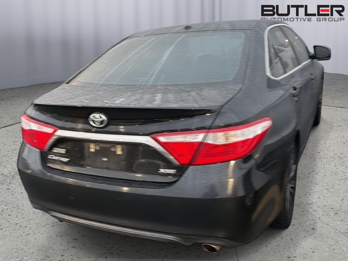 Used 2016 Midnight Black Metallic Toyota XSE image 10
