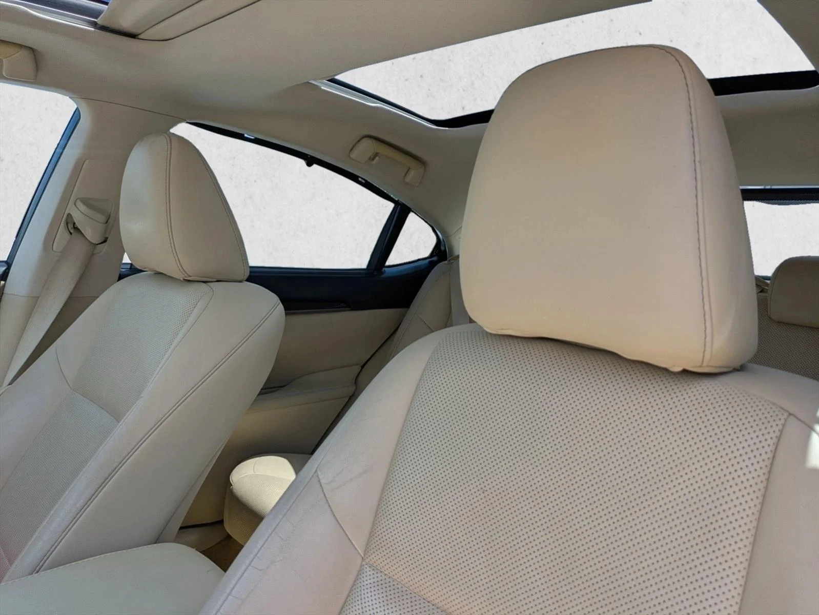Used 2015 Nebula Gray Pearl Lexus  image 5