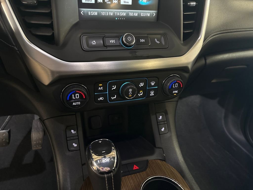 Used 2019 SUMMIT WHITE GMC SLE image 19
