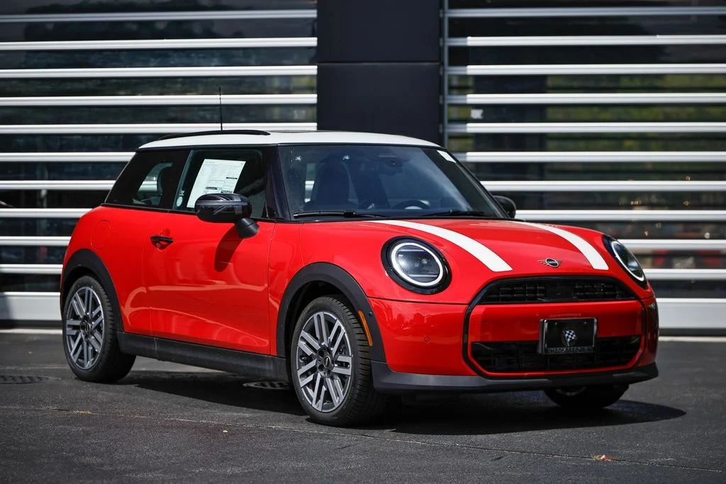 2026 MINI Hardtop's photo
