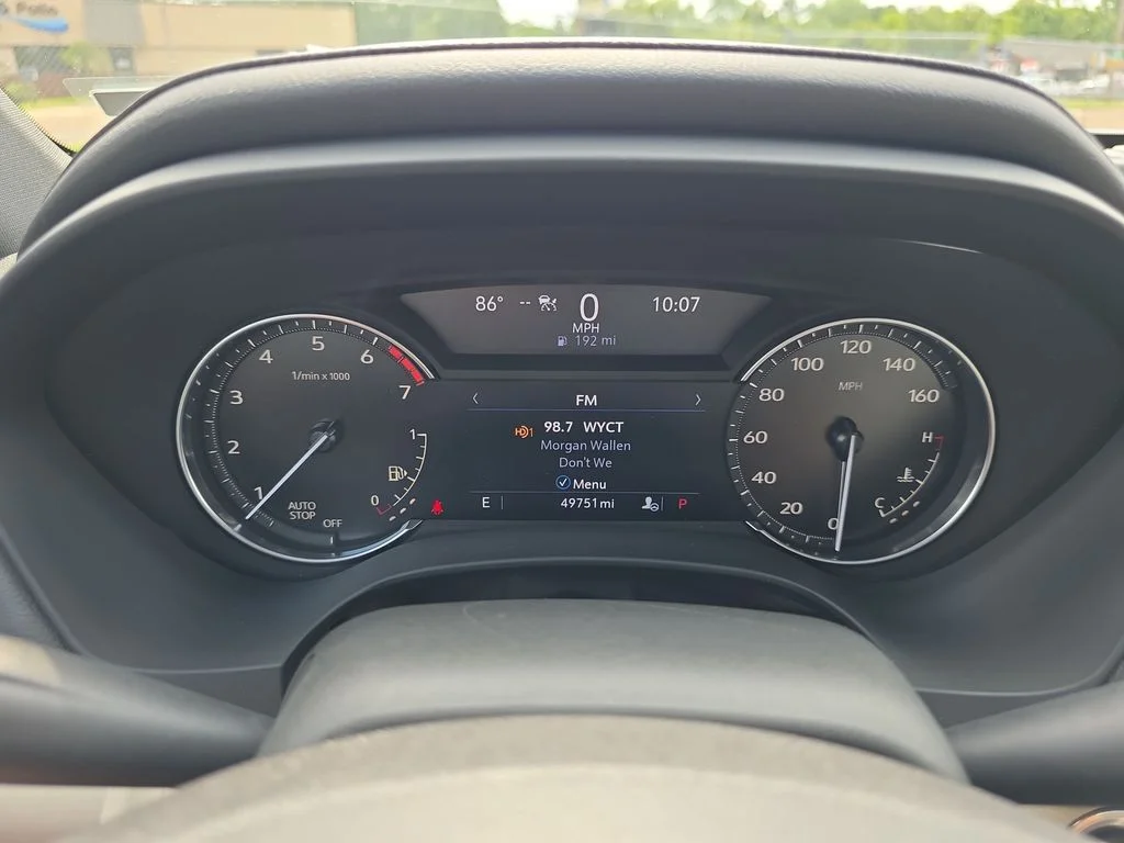 Used 2024 White Cadillac Premium Luxury image 34