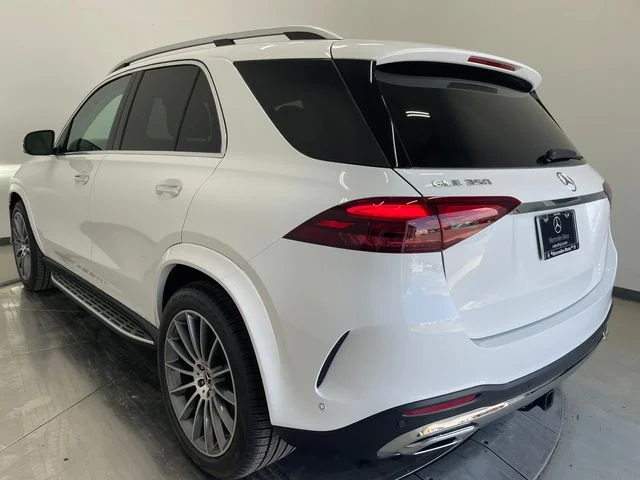 New 2026 MANUFAKTUR Moonlight White Metallic Mercedes-Benz GLE 350 image 10