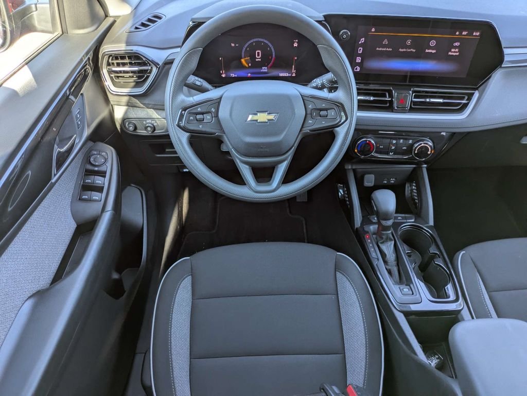 Used 2025 Red Chevrolet LT image 18
