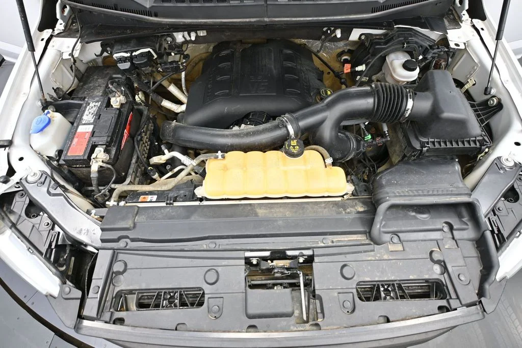 Used 2016 White Ford XL image 44