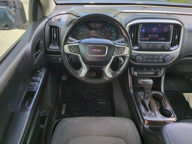 Used 2019 Blue GMC SLE1 image 17