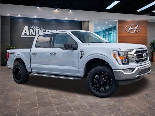 Used 2022 White Ford XLT image 2