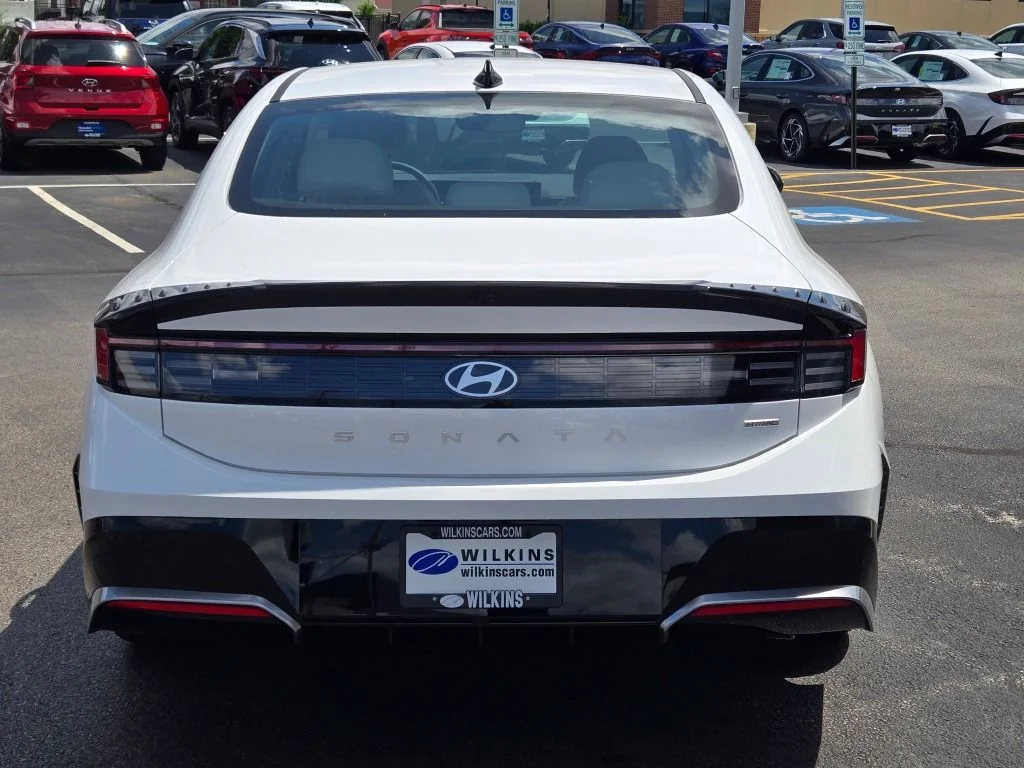 New 2026 White Hyundai SEL Sport image 12