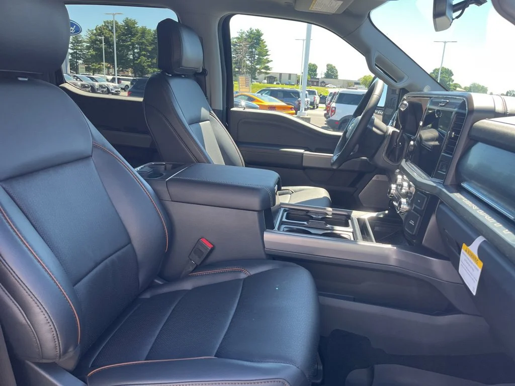 New 2026 Agate Black Metallic Ford F-250® Lariat® image 11