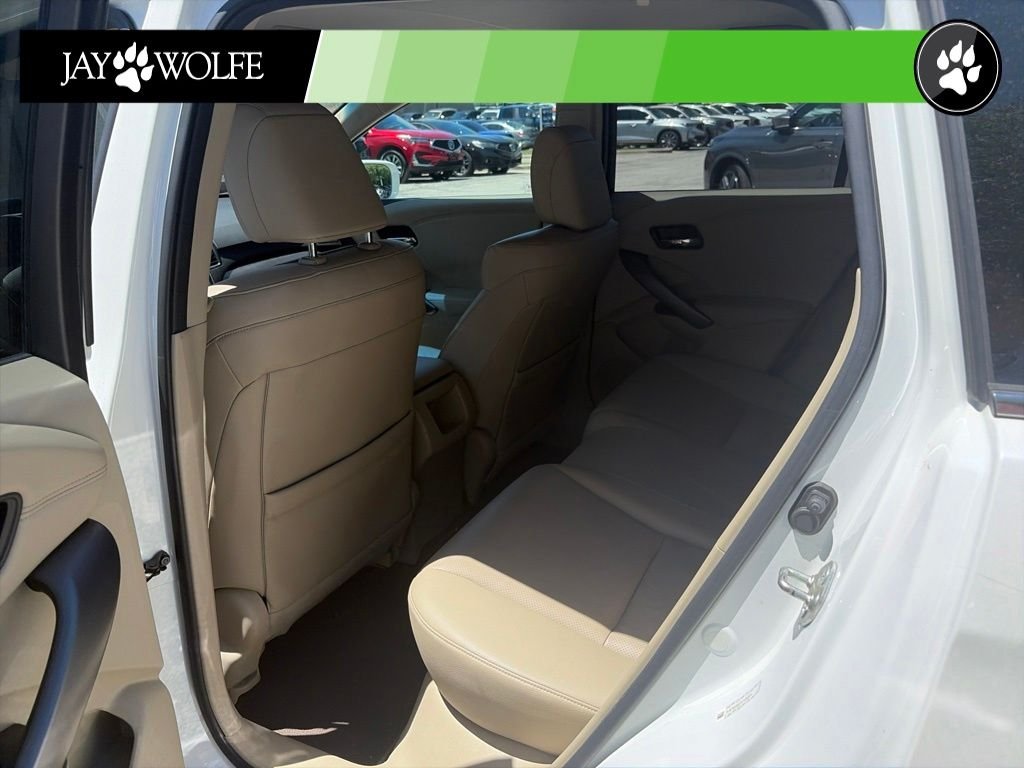 Used 2013  Acura Technology Package image 9