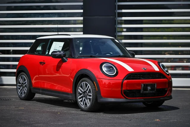 2026 MINI 2 Door Signature Plus