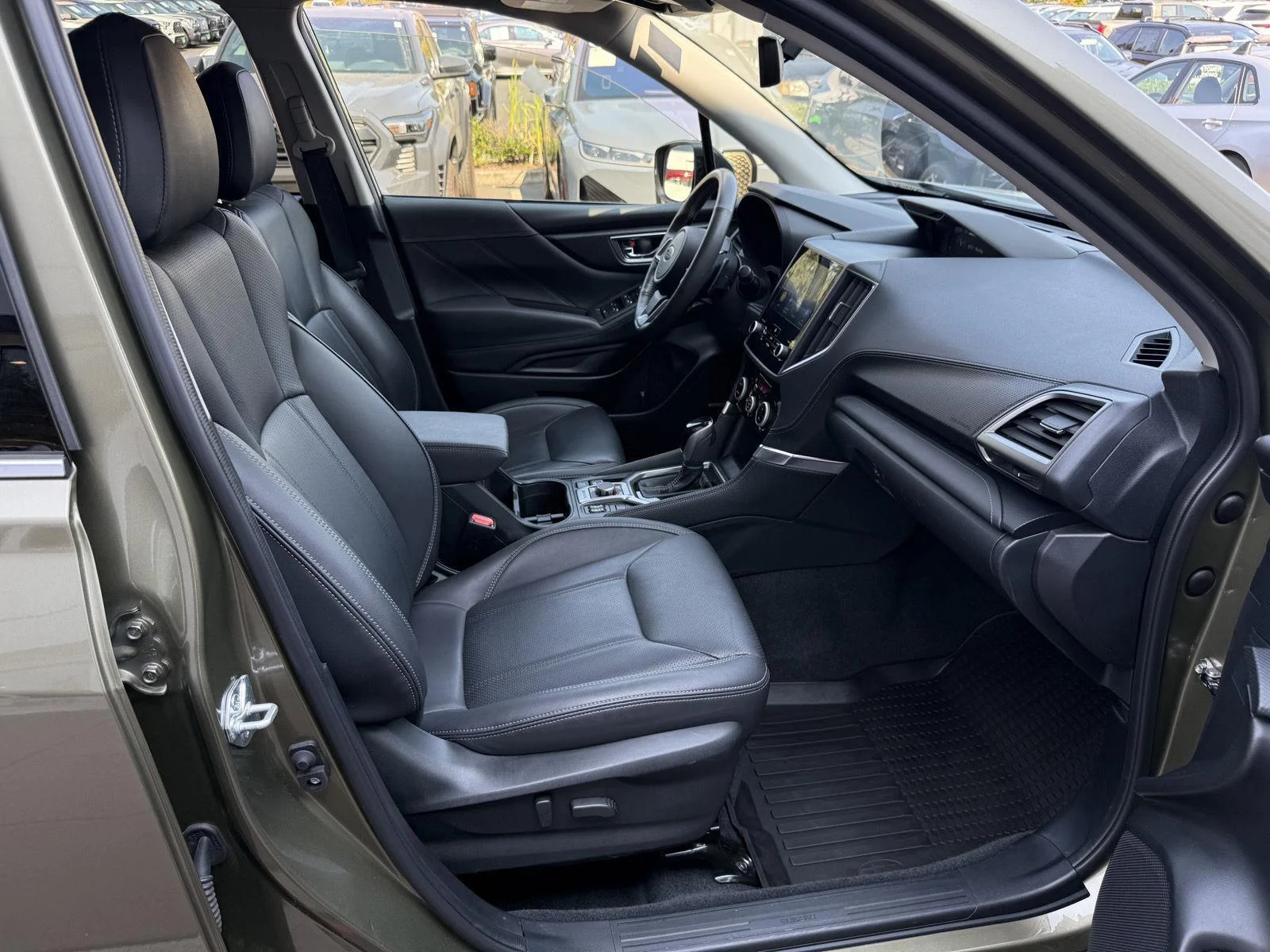 Used 2024 Autumn Green Metallic Subaru Touring image 10