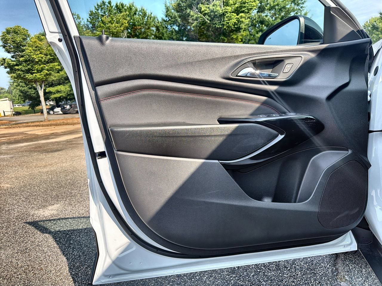 2026 Chevrolet Trax RS - Photo 18