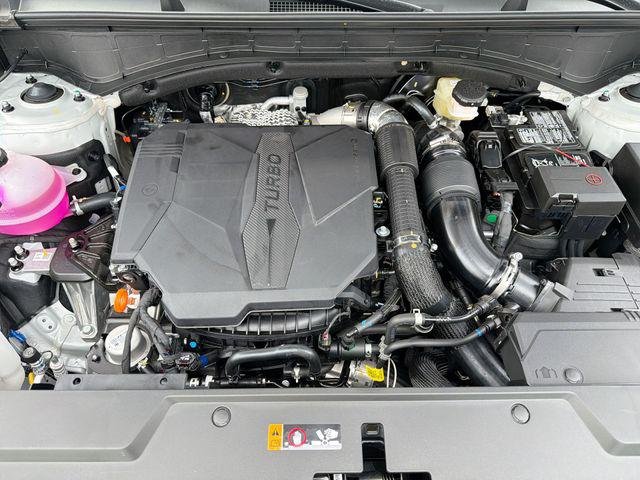 New 2027 Silver Hyundai SEL AWD image 19
