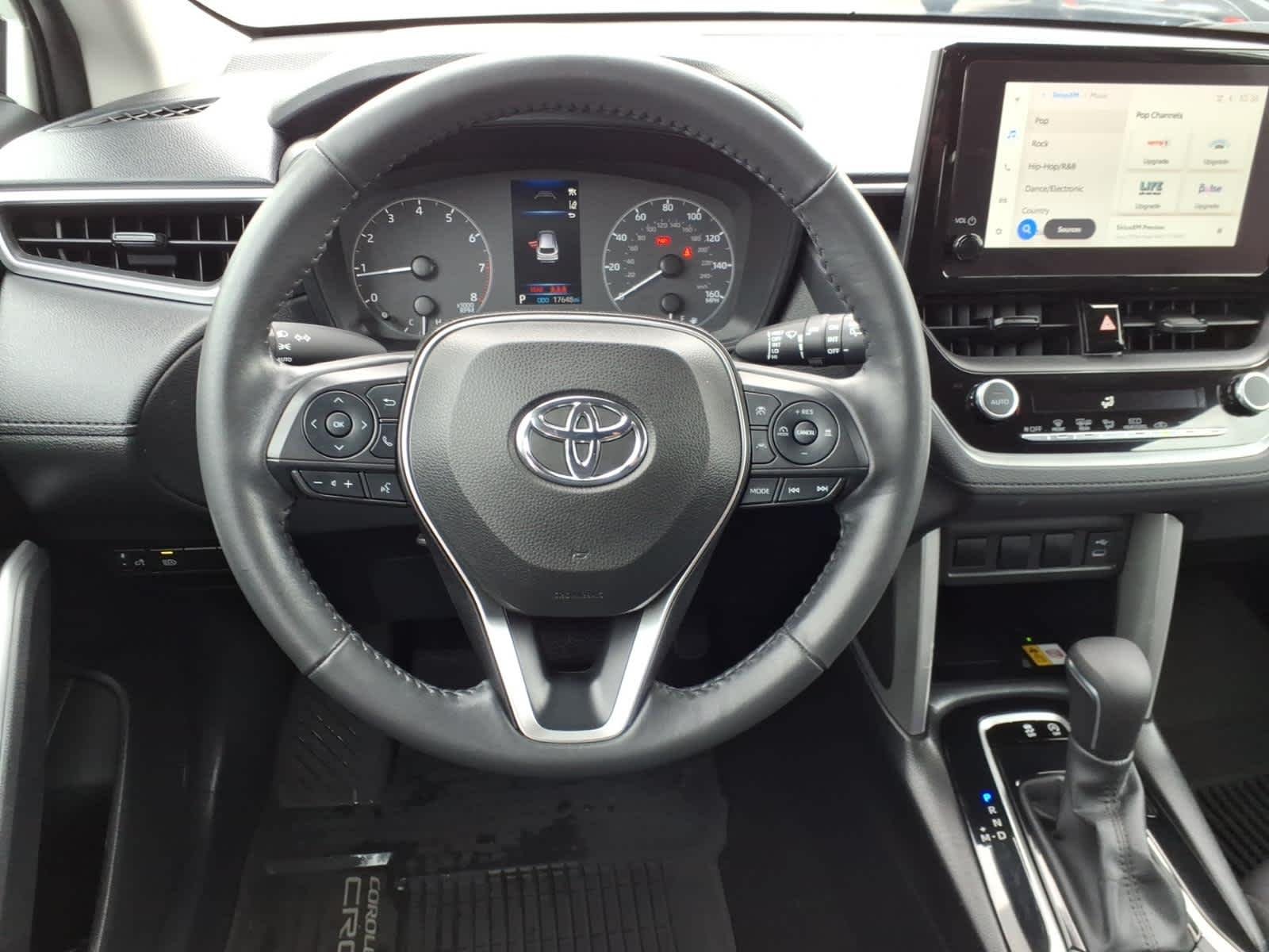 Used 2023 Wind Chill Pearl Toyota LE image 14