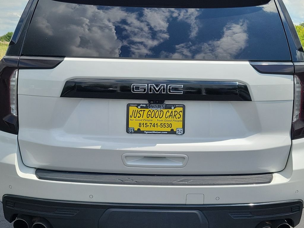 Used 2022 White GMC Denali image 6