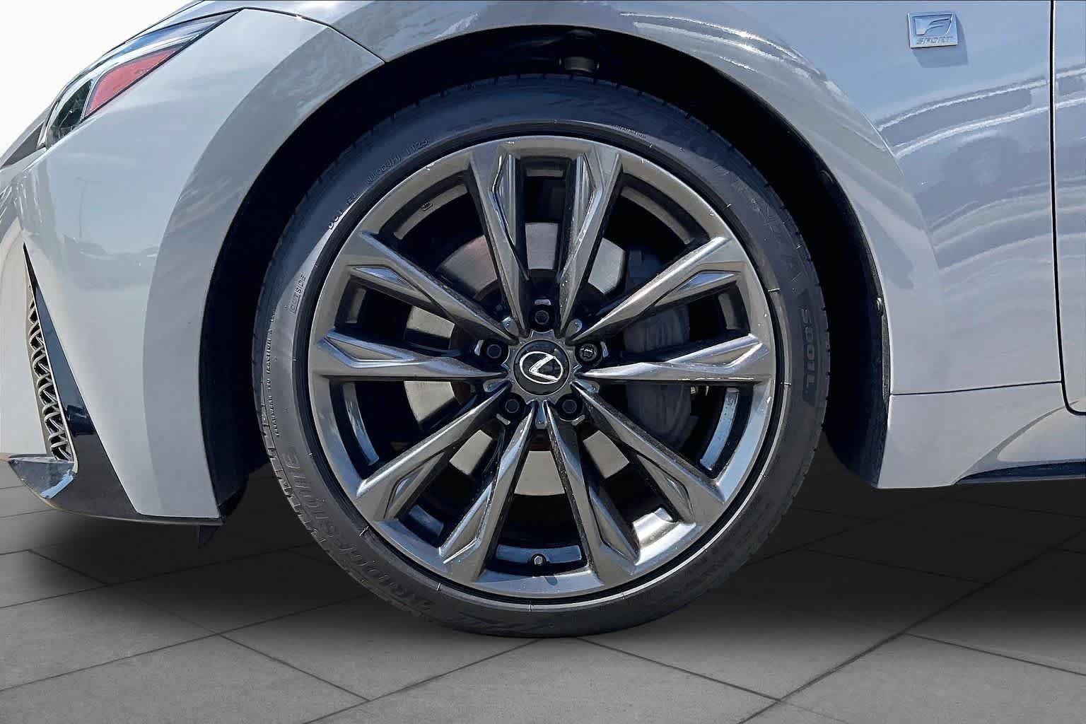 Used 2025 Incognito Lexus F SPORT Design image 9
