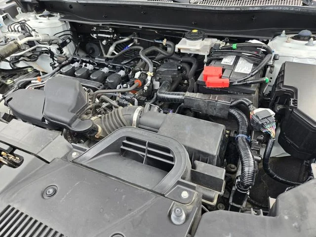Used 2023 White Honda EX-L image 23