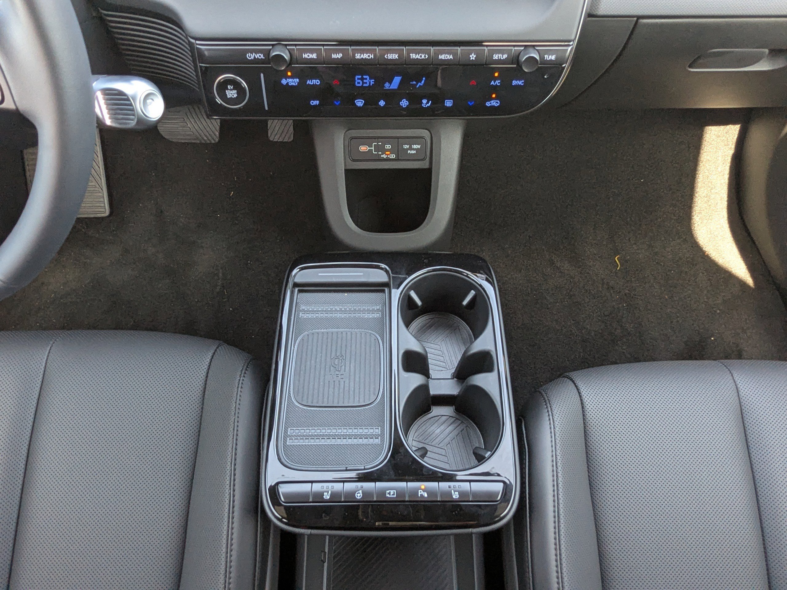 2025 Hyundai IONIQ 5 XRT - Photo 21
