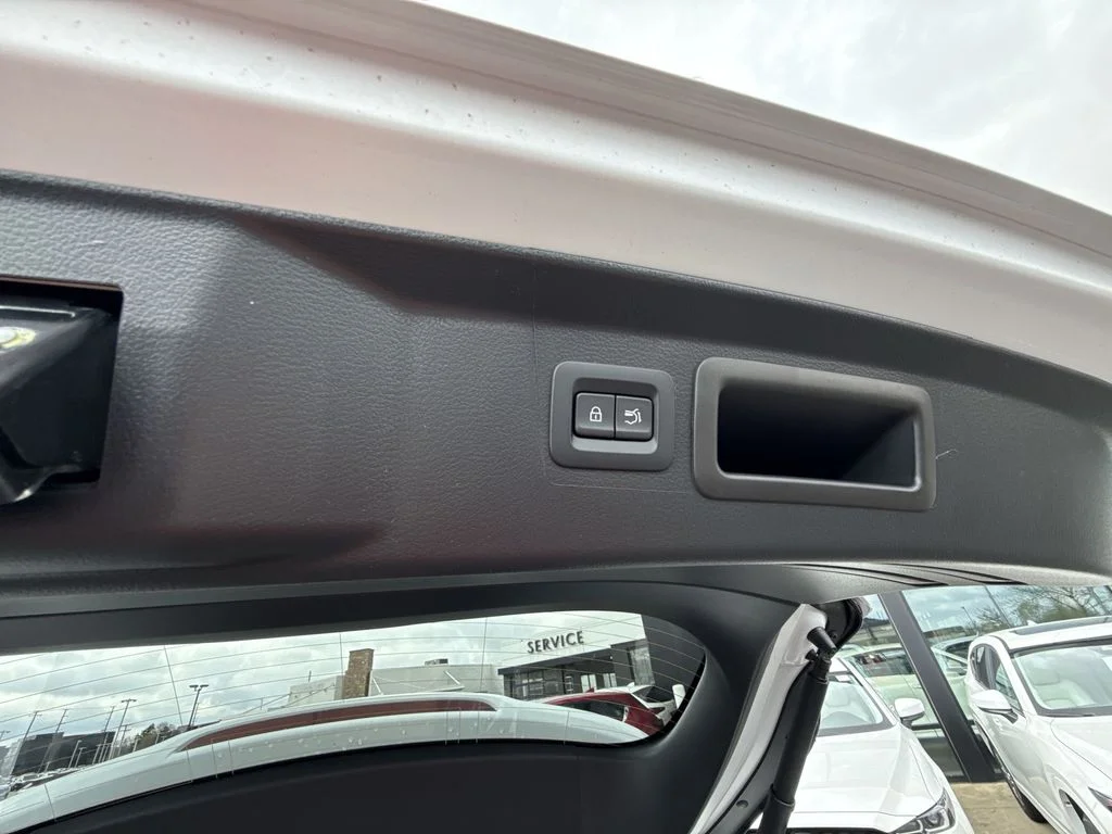 New 2026 Wind Chill Pearl Mazda 2.5 S Premium AWD image 27