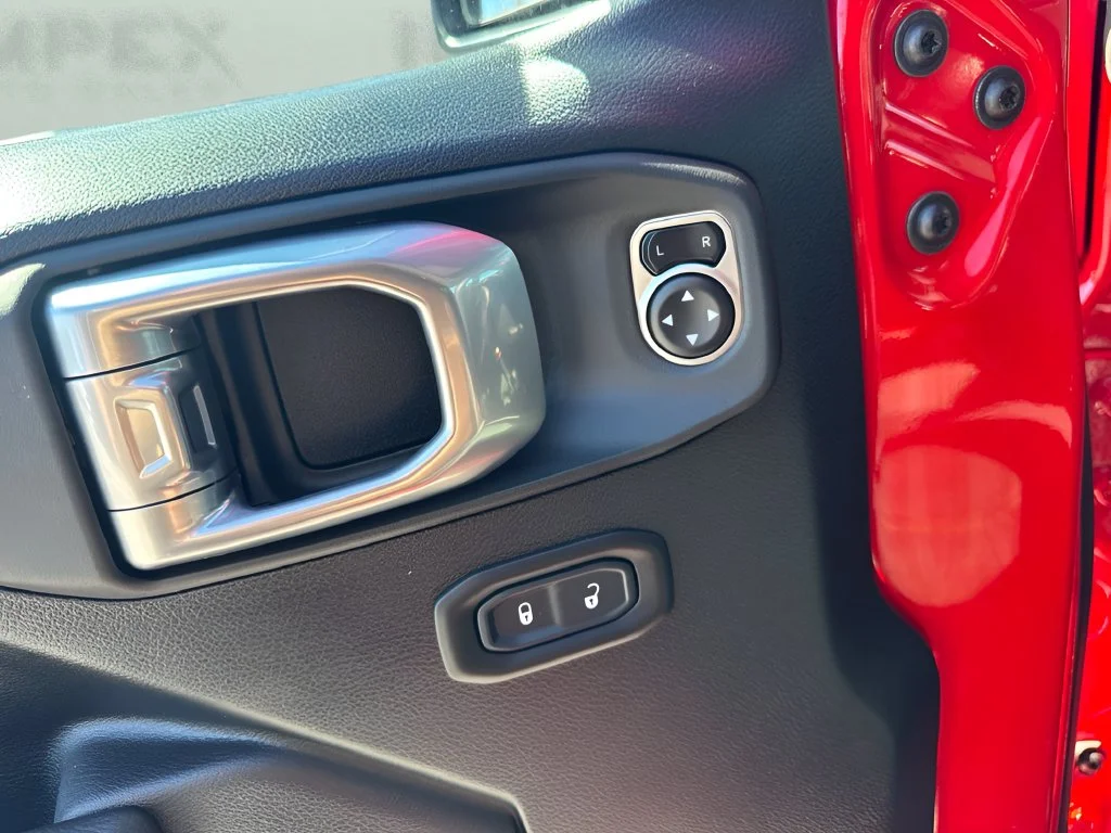 Used 2024 Red Jeep Sport S image 23