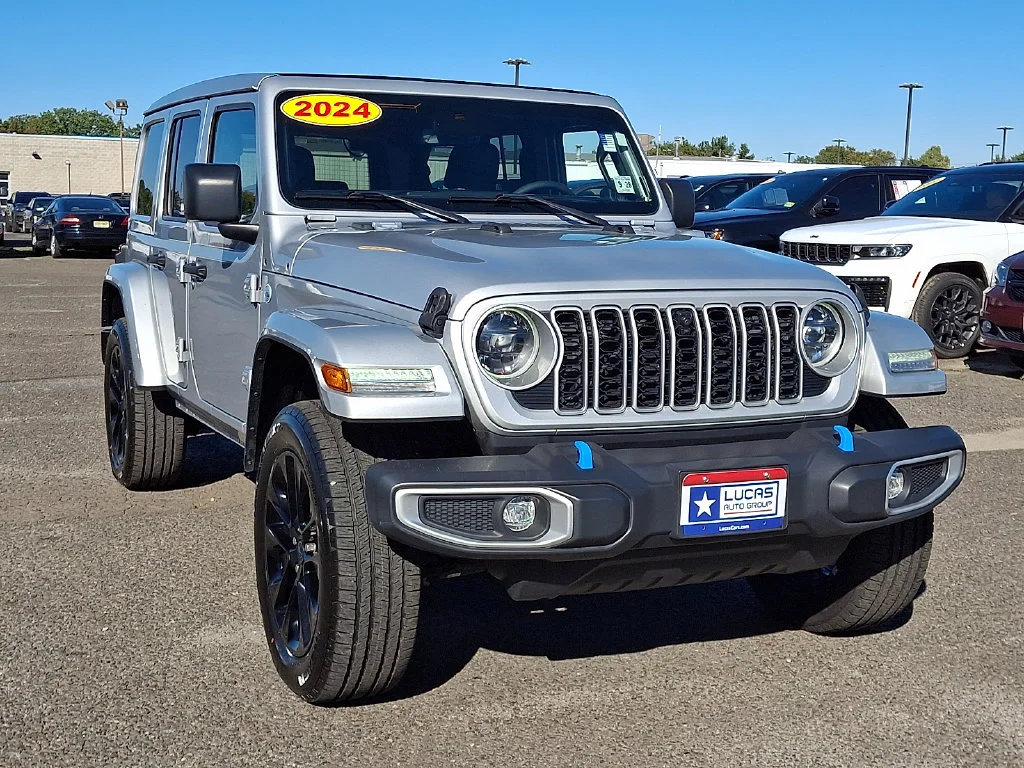 Used 2024 Silver Jeep Sahara 4xe image 2