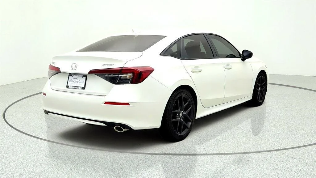 Used 2025 Platinum White Pearl Honda Sport CVT image 5