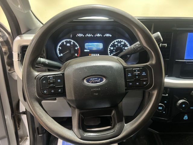 Used 2025 White Ford XL image 10