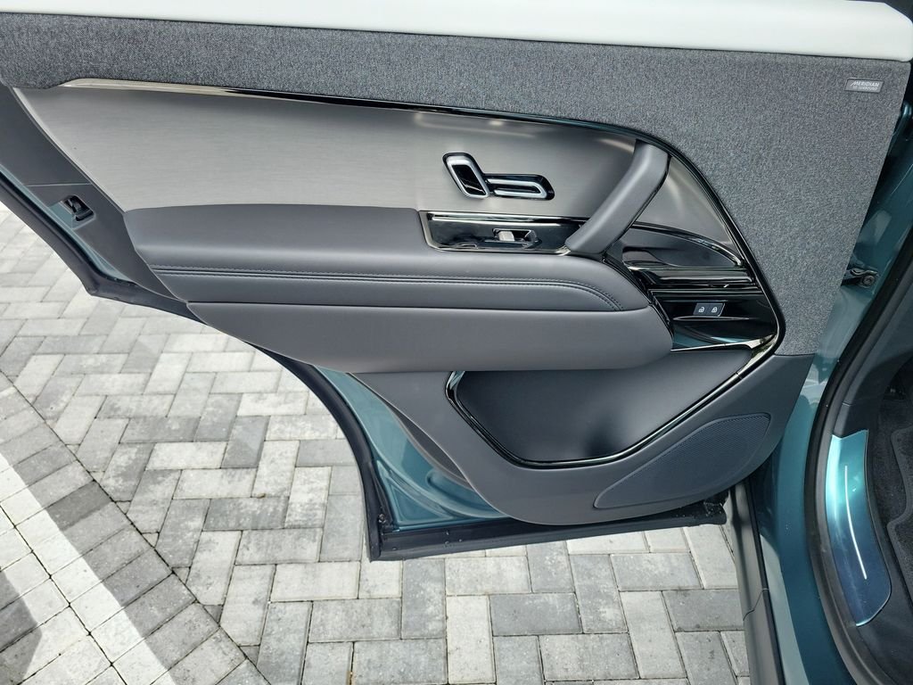 New 2026 Giola Green Land Rover Dynamic SE image 22