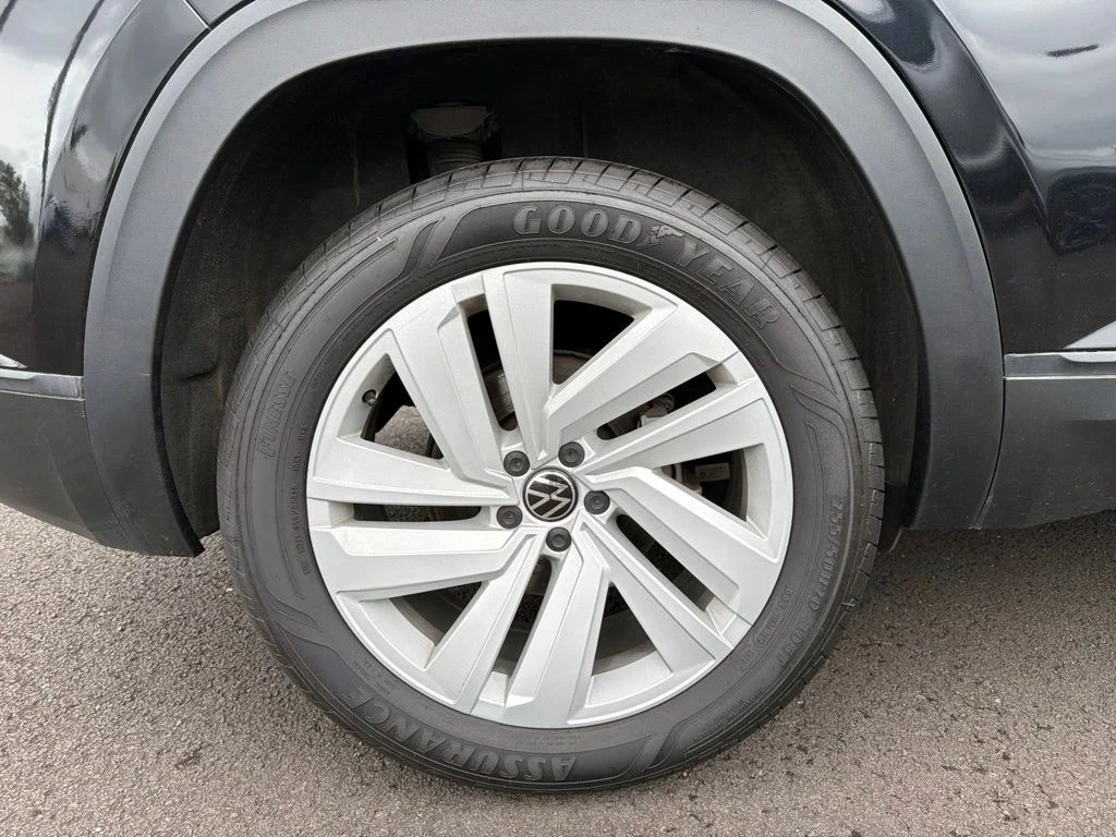 2022 Volkswagen Atlas Cross Sport SE w/Tech - Photo 10