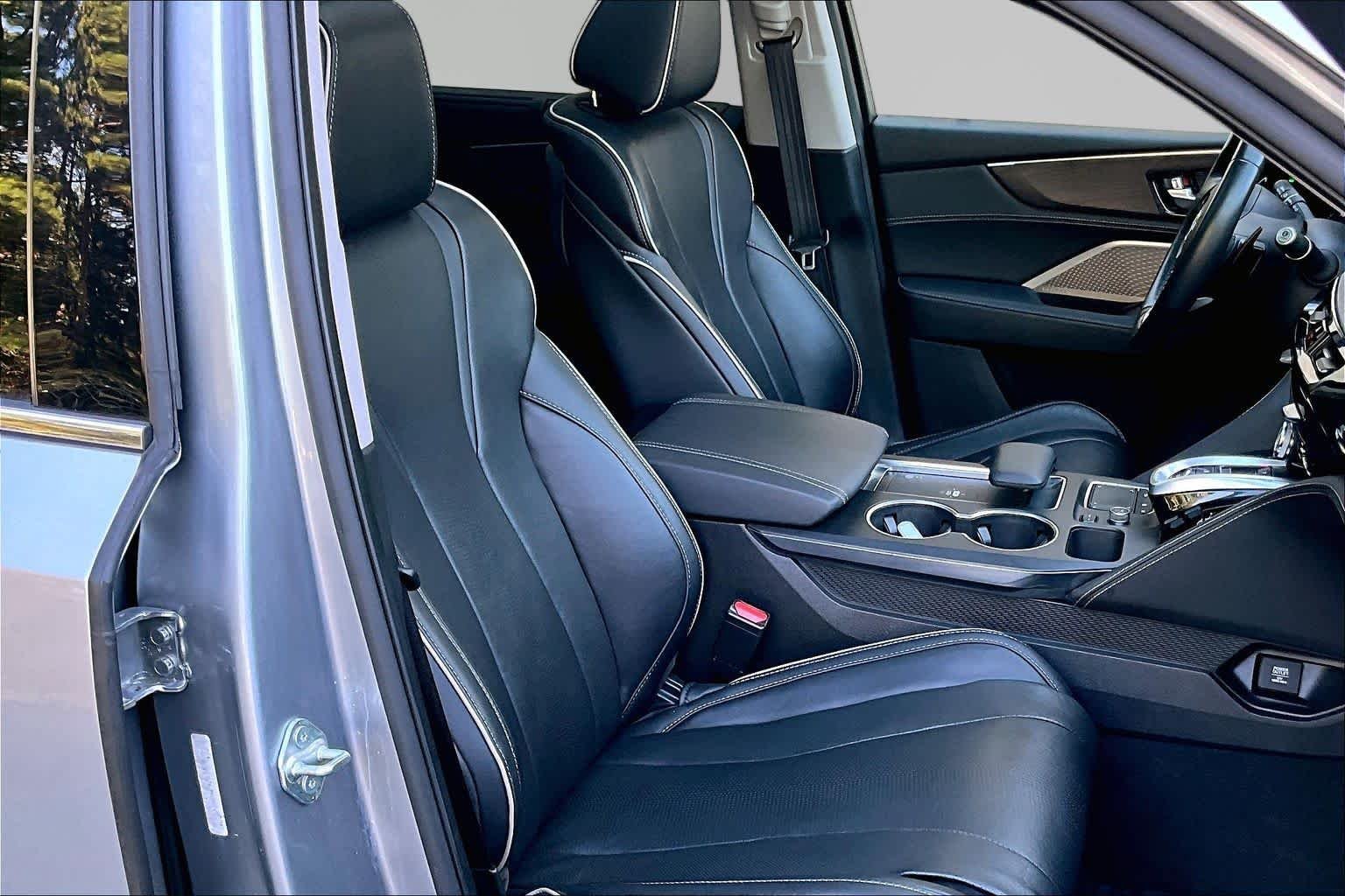 Used 2023 Lunar Silver Metallic Acura w/Advance Package image 9