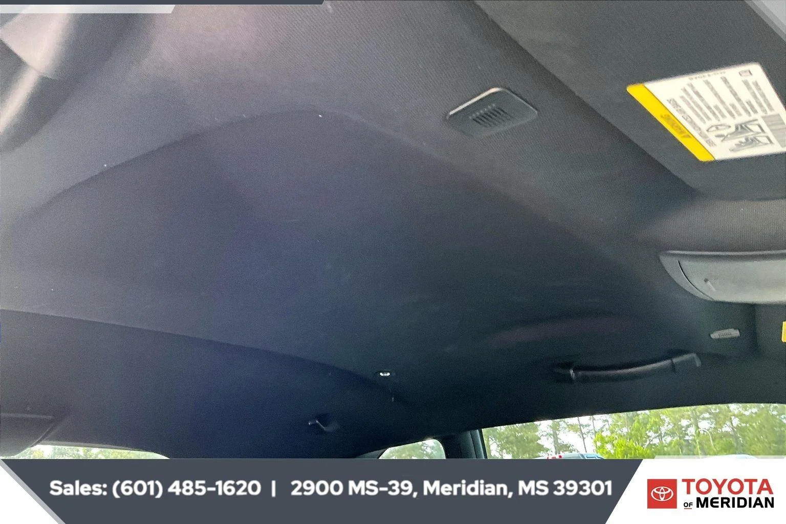 Used 2022 White Knuckle Clearcoat Dodge R/T image 16