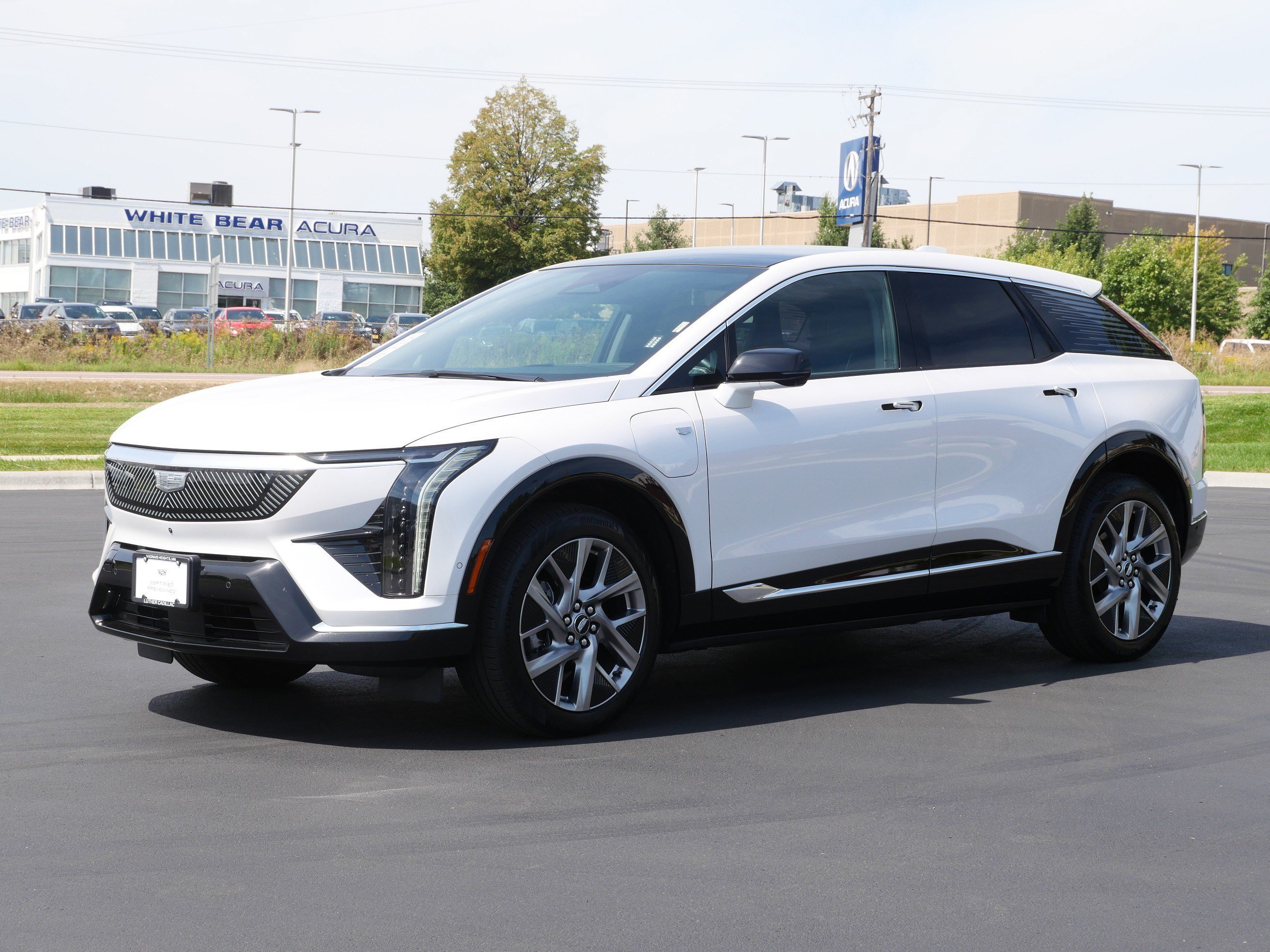 Used 2025 Cadillac OPTIQ Luxury 2 with VIN 3GYK3DMR6SS134338 for sale in Vadnais Heights, MN