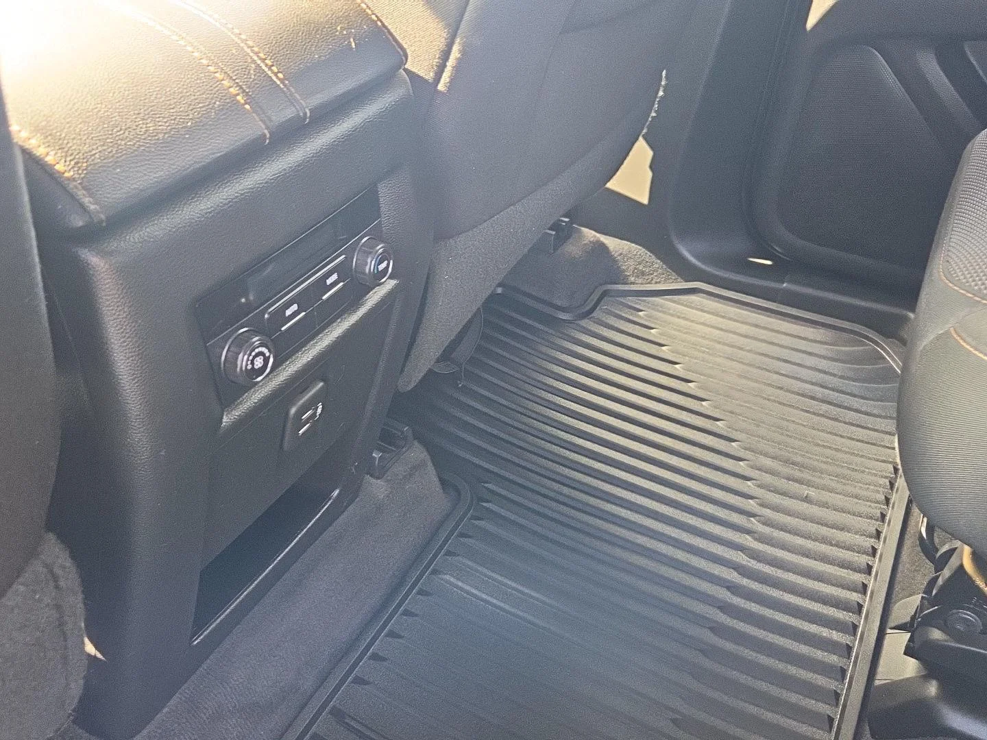 Used 2020 Mosaic Black Metallic Chevrolet LT Cloth image 22