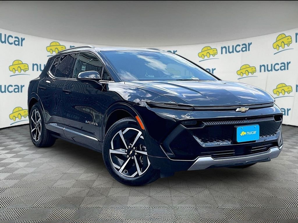Used 2025 Black Chevrolet LT image 1