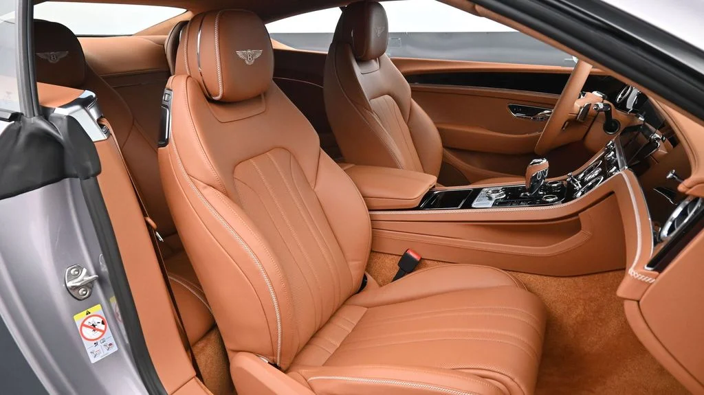 New 2026 Silver Bentley  image 17