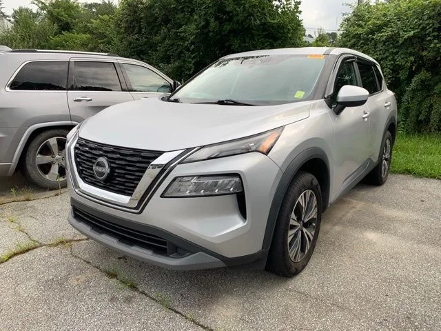 Used 2023 Brilliant Silver Metallic Nissan SV image 4